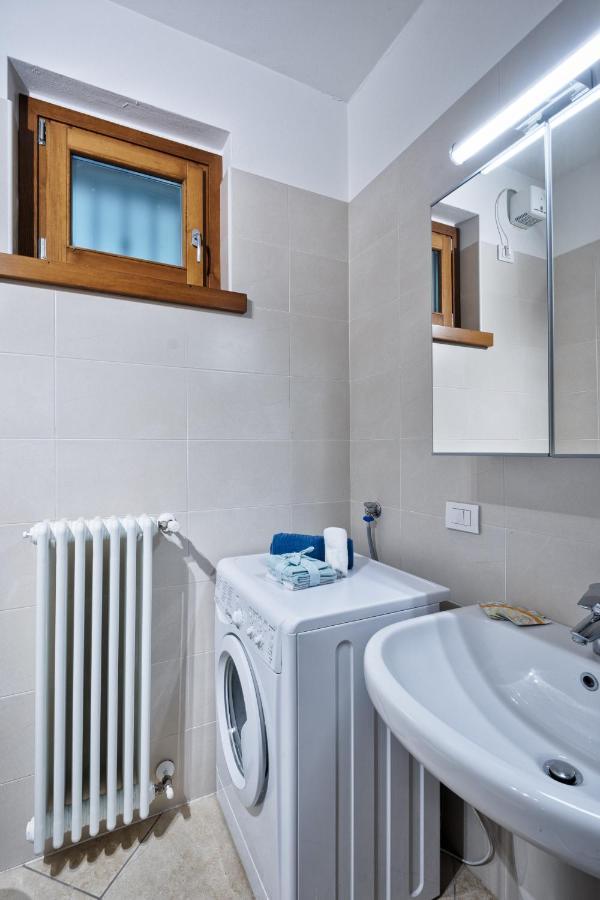 Casa Alessandro Con Piscina Lago Di Garda Salionze Екстер'єр фото